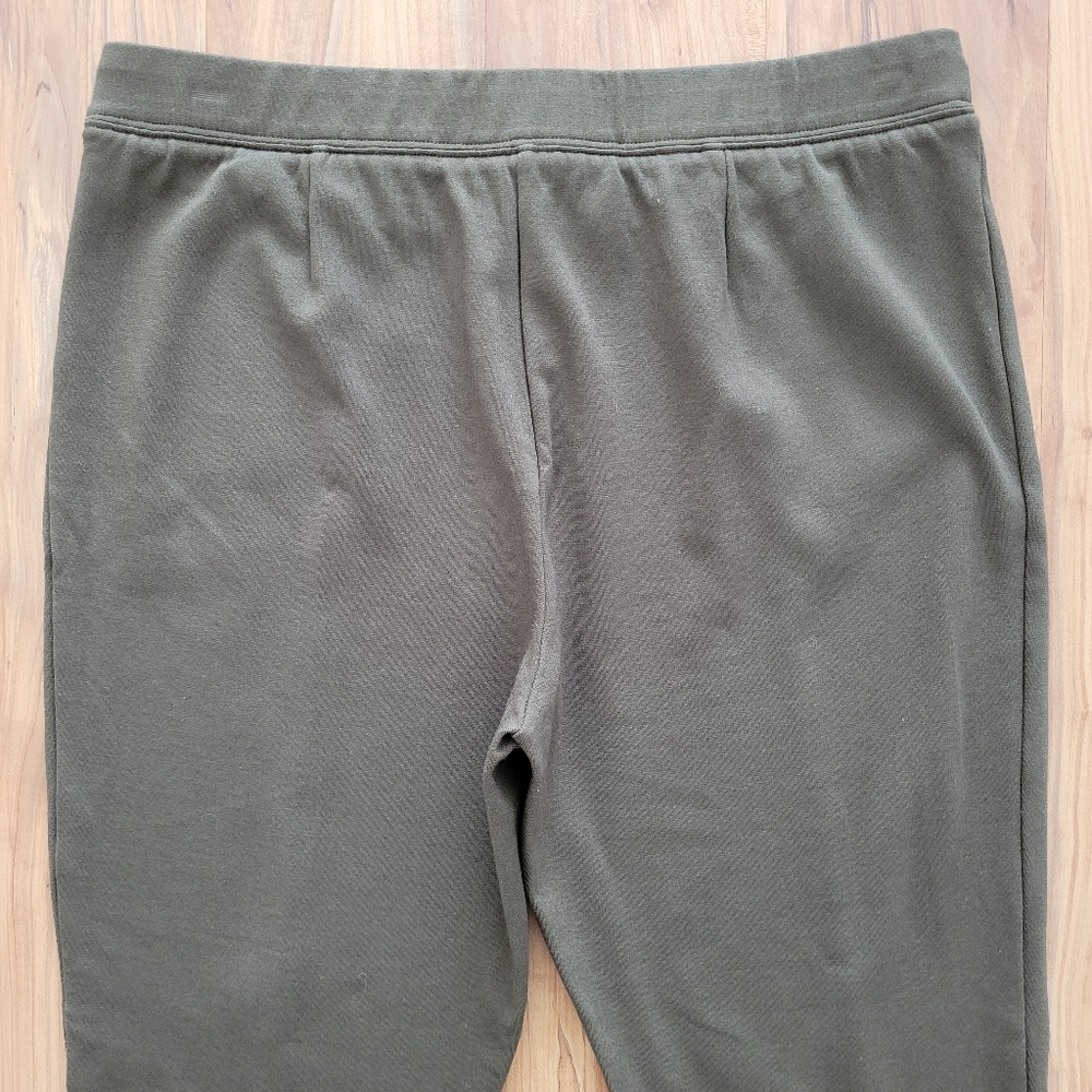 Talbots Pants Pull On Olive Geen Stretch Logo Snap Ankle Dark Academia Size LP - Picture 10 of 17